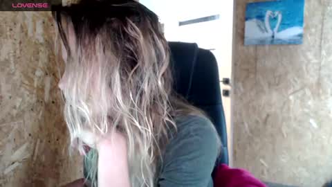 Snapshot of alllexandra chatting on 06.18.26 alllexandra online show from 06.18.26