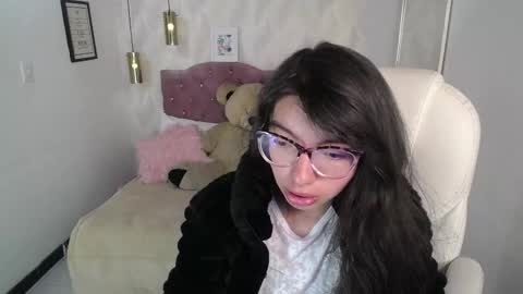 Snapshot of alllyson_ chatting on 02.20.26 alison online show from 02.20.26
