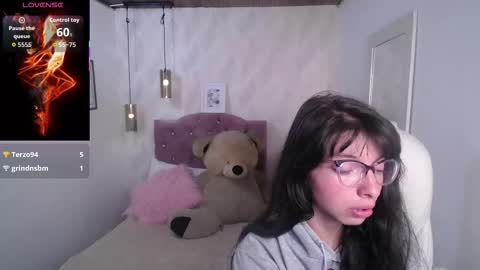 Snapshot of alllyson_ chatting on 02.21.26 alison online show from 02.21.26