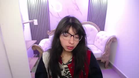 Snapshot of alllyson_ chatting on 06.04.26 alison online show from 06.04.26
