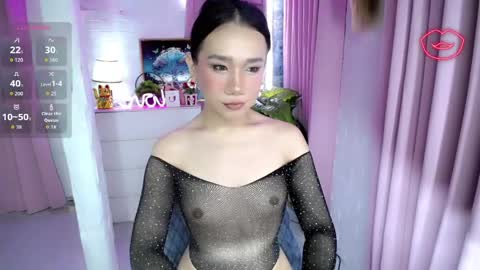 Snapshot of alluring_mj chatting on 05.19.26 mj online show from 05.19.26