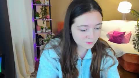 alluringeyess online show from 10.21.25