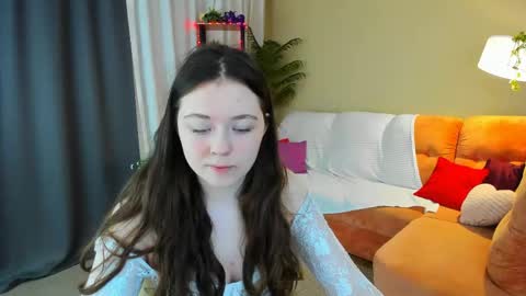 Snapshot of alluringeyess chatting on 04.26.26 alluringeyess online show from 04.26.26