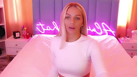 AlwaysHot online show from 01.15.25