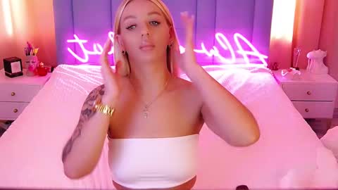 AlwaysHot online show from 03.04.25