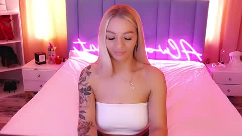 AlwaysHot online show from 03.09.25