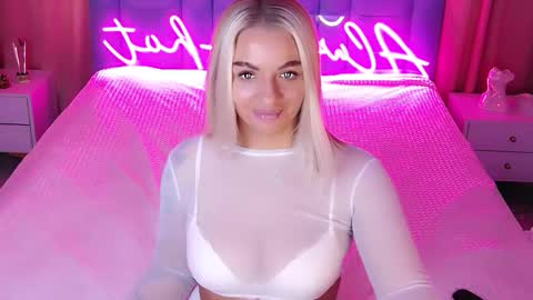 AlwaysHot online show from 10.04.25