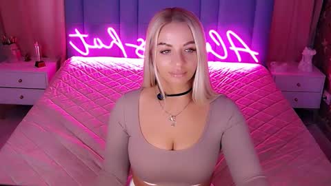 AlwaysHot online show from 02.26.26