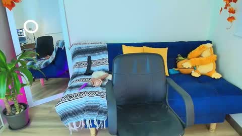 Ally  help me reach 100 satisfaid online show from 09.26.25