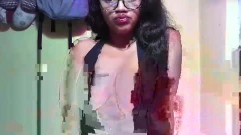 Snapshot of allyam chatting on 04.18.26 allyam online show from 04.18.26