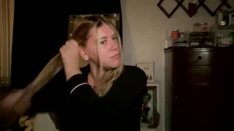 allyanalangel online show from 11.19.25