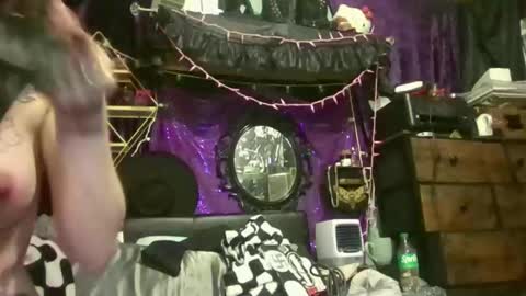 allymoon1369 online show from 04.11.26