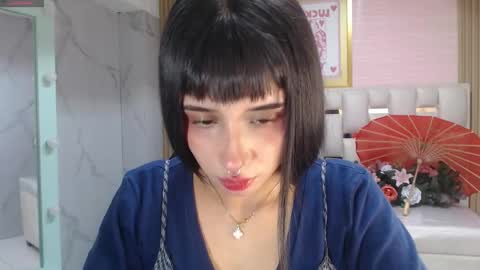 Allysa  online show from 12.22.25