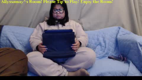 Snapshot of allyssamay chatting on 02.01.26 Allyssamay online show from 02.01.26