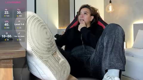 ALMA FENIX  online show from 10.28.25