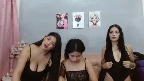 alma_meza online show from 02.05.26