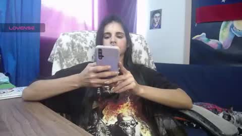 Snapshot of alma_sweet chatting on 07.16.26 Arhantxa online show from 07.16.26