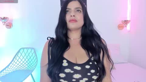 Snapshot of almamarvik chatting on 11.12.25 alma marvik online show from 11.12.25