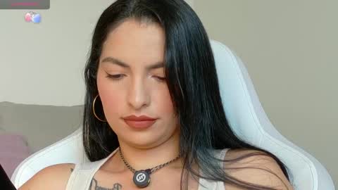 Snapshot of almatease chatting on 05.26.26 Alma online show from 05.26.26