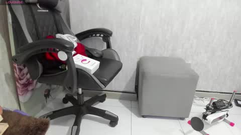 Santy online show from 10.13.25