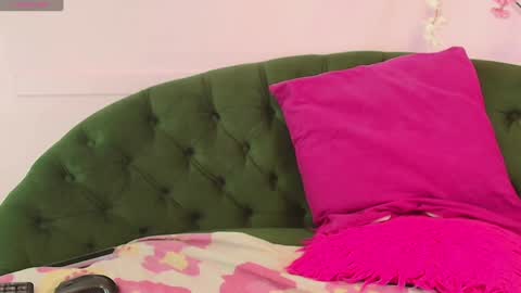 ALMENDRAEVANS online show from 01.13.25