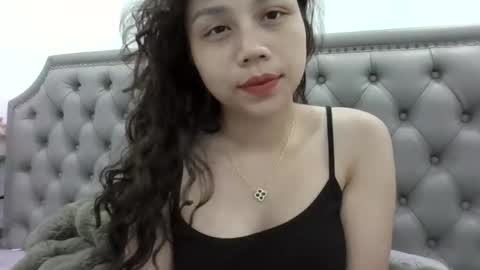 Snapshot of almira7947 chatting on 09.15.25 almira7947 online show from 09.15.25