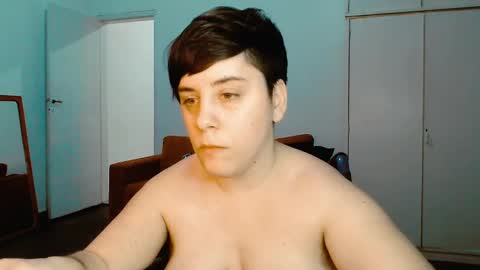 Snapshot of almondonwheels chatting on 01.17.25 Almond online show from 01.17.25