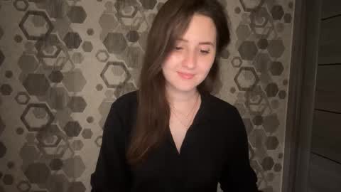 Snapshot of almostinnocent_ chatting on 09.19.25 Anna online show from 09.19.25
