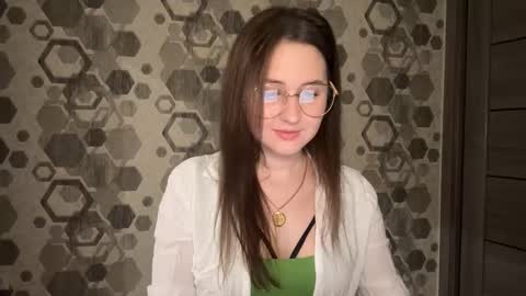 Snapshot of almostinnocent_ chatting on 10.03.25 Anna online show from 10.03.25