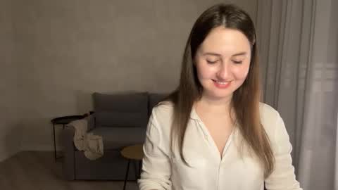 Snapshot of almostinnocent_ chatting on 10.17.25 Anna online show from 10.17.25