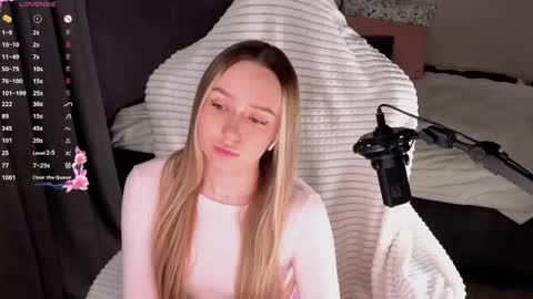 Lia online show from 02.15.26