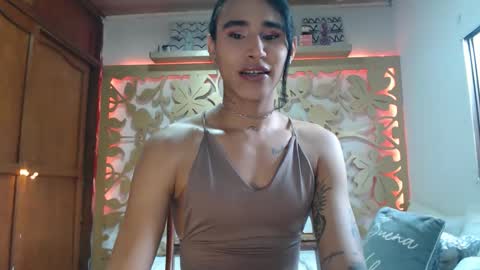 Snapshot of alogenotwink chatting on 12.15.25 STEPHAN online show from 12.15.25
