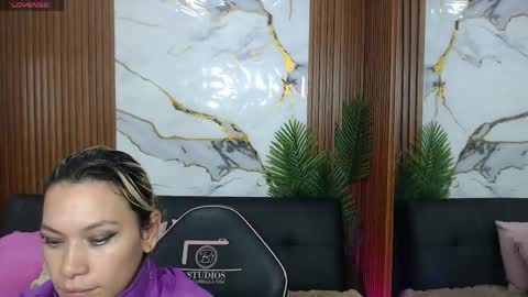 Snapshot of alonddra_tay chatting on 05.07.26 alonddra_tay online show from 05.07.26