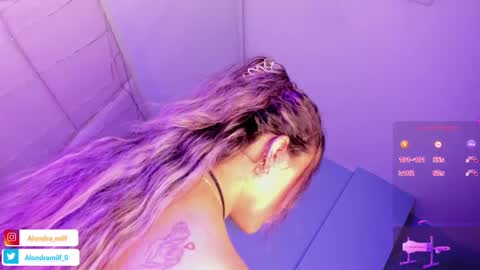 Snapshot of alondra_milff chatting on 02.13.25 ALONDRAMILF online show from 02.13.25