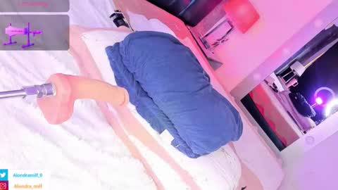 Snapshot of alondra_milff chatting on 11.30.25 ALONDRAMILF online show from 11.30.25