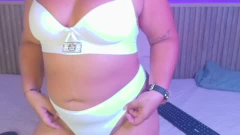 alondra_x0x0 online show from 05.16.26