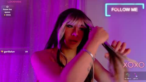 Hazel Bowie online show from 03.14.26