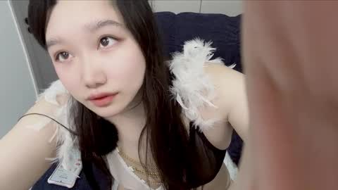 Snapshot of alovelycat chatting on 03.22.26 alovelycat online show from 03.22.26