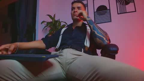 Snapshot of alpha_dominus_ chatting on 05.09.26 alpha_dominus_ online show from 05.09.26