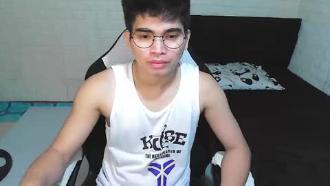 Snapshot of alpha_rider chatting on 11.19.25 Angelo online show from 11.19.25