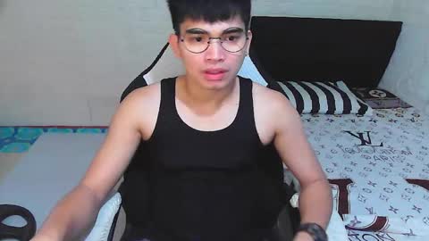 Snapshot of alpha_rider chatting on 12.15.25 Angelo online show from 12.15.25