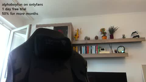 Snapshot of alphaboyfun chatting on 07.28.26 Andi online show from 07.28.26
