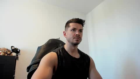 Snapshot of alphagodleatherking92 chatting on 05.26.26 LeatherMaster online show from 05.26.26