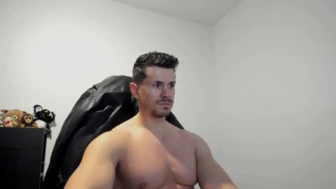 Snapshot of alphagodleatherking92 chatting on 05.31.26 LeatherMaster online show from 05.31.26