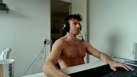 alphah_hunk online show from 01.18.26