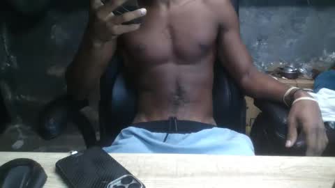 Snapshot of alphamvf chatting on 10.16.25 alphamvf online show from 10.16.25