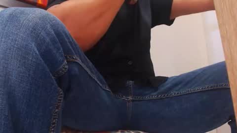 Sir dominant online show from 10.18.25