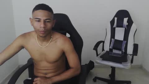 alphas_latins online show from 03.26.26