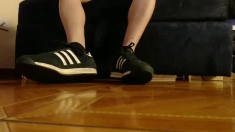 Snapshot of alphaswitchard chatting on 03.25.26 ur god online show from 03.25.26