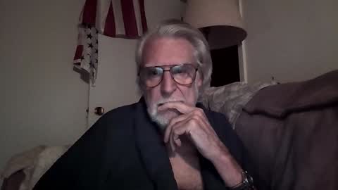 Snapshot of alphauniform chatting on 01.13.25 AlphaUniform online show from 01.13.25